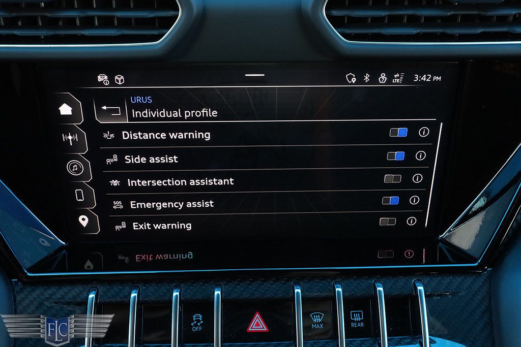 2024 Lamborghini Urus Performante AWD - 23012668 - 34