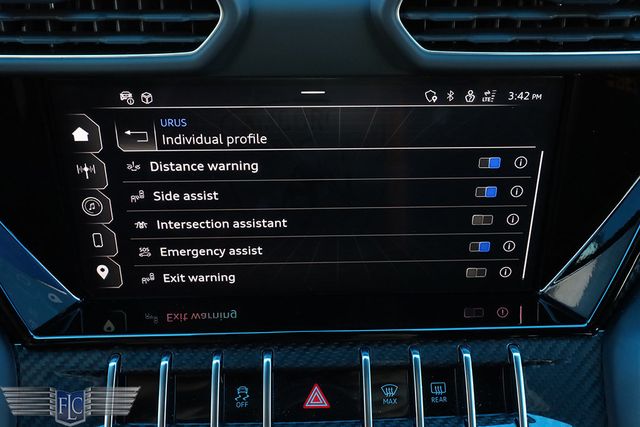 2024 Lamborghini Urus Performante AWD - 23012668 - 34