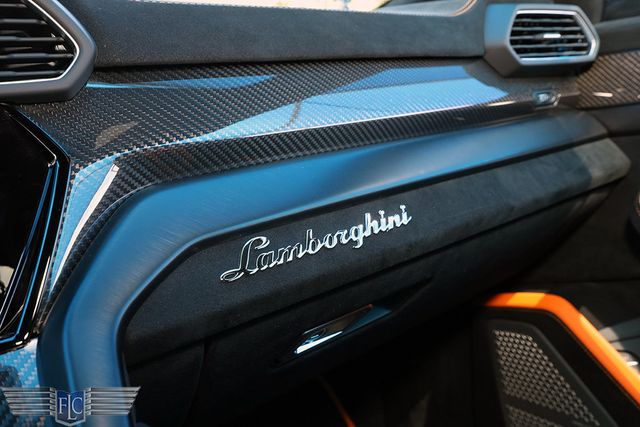 2024 Lamborghini Urus Performante AWD - 23012668 - 37