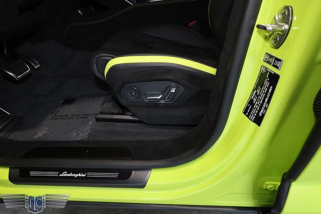 2024 Lamborghini Urus Performante AWD - 22932992 - 17