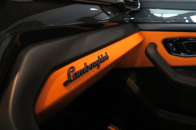 2024 Lamborghini Urus S AWD - 23029473 - 26