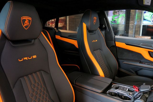 2024 Lamborghini Urus S AWD - 23029473 - 30