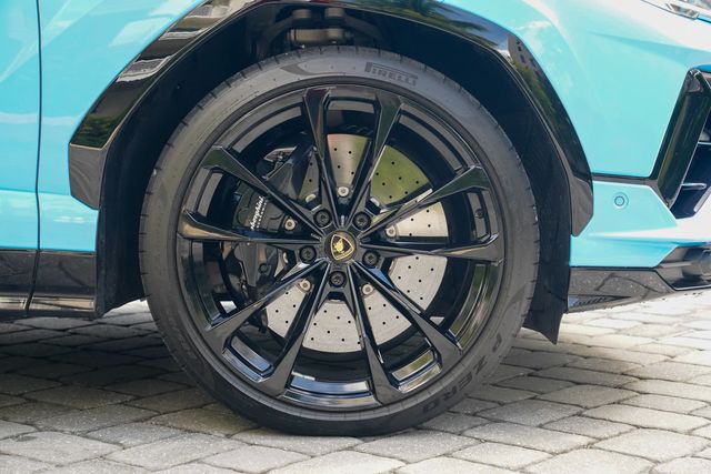 2024 Lamborghini Urus S AWD - 22953843 - 32