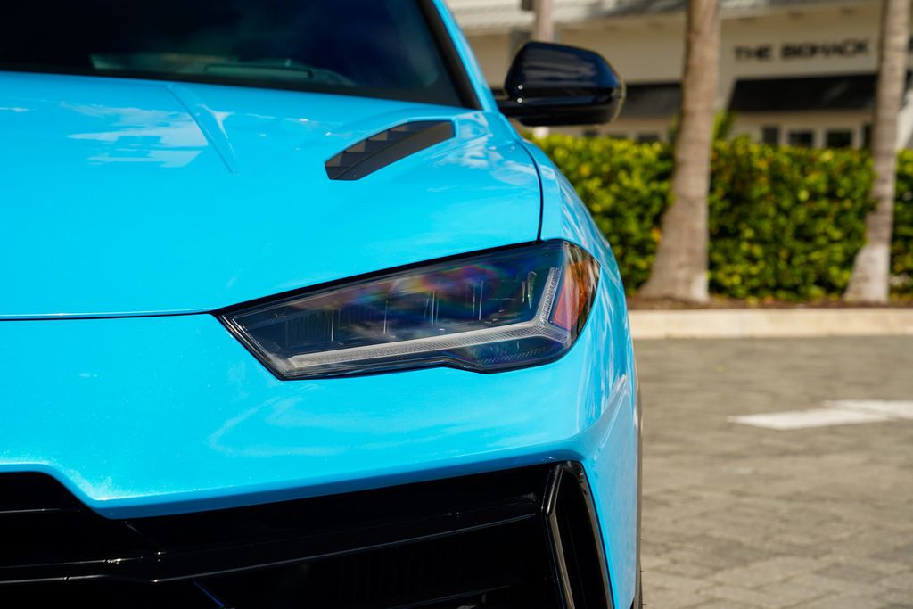 2024 Lamborghini Urus S AWD - 22953843 - 40