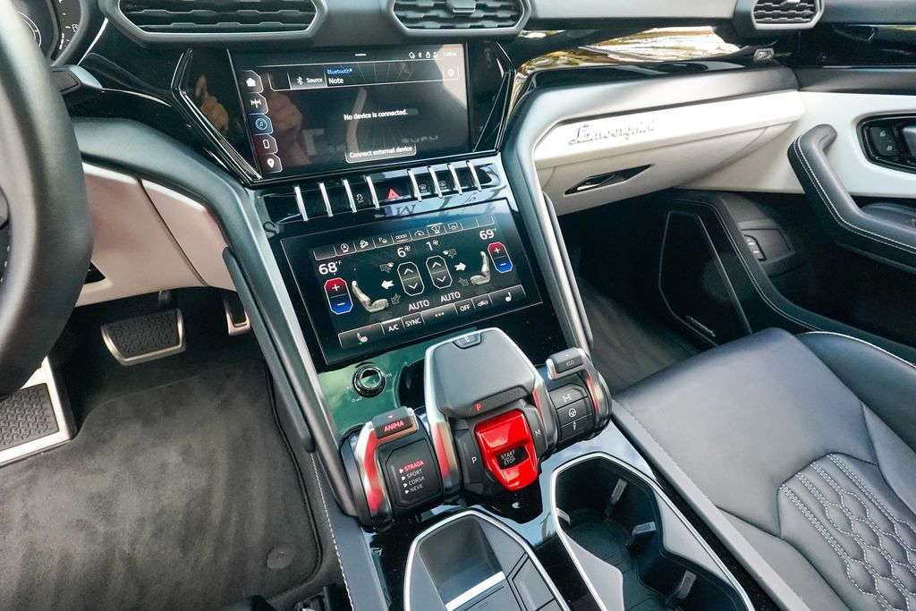 2024 Lamborghini Urus S AWD - 22953843 - 58