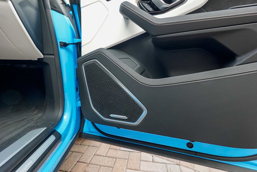 2024 Lamborghini Urus S AWD - 22953843 - 78