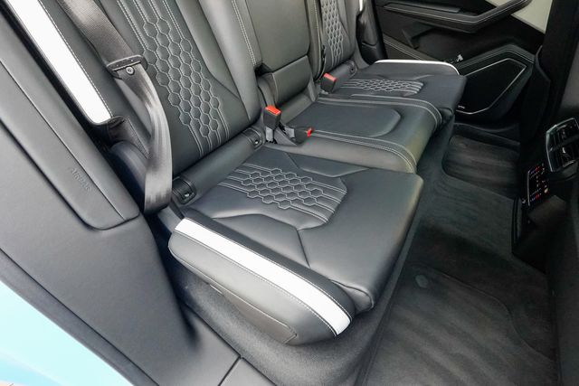 2024 Lamborghini Urus S AWD - 22953843 - 90