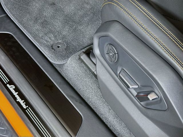 2024 Lamborghini Urus S AWD - 23066841 - 19