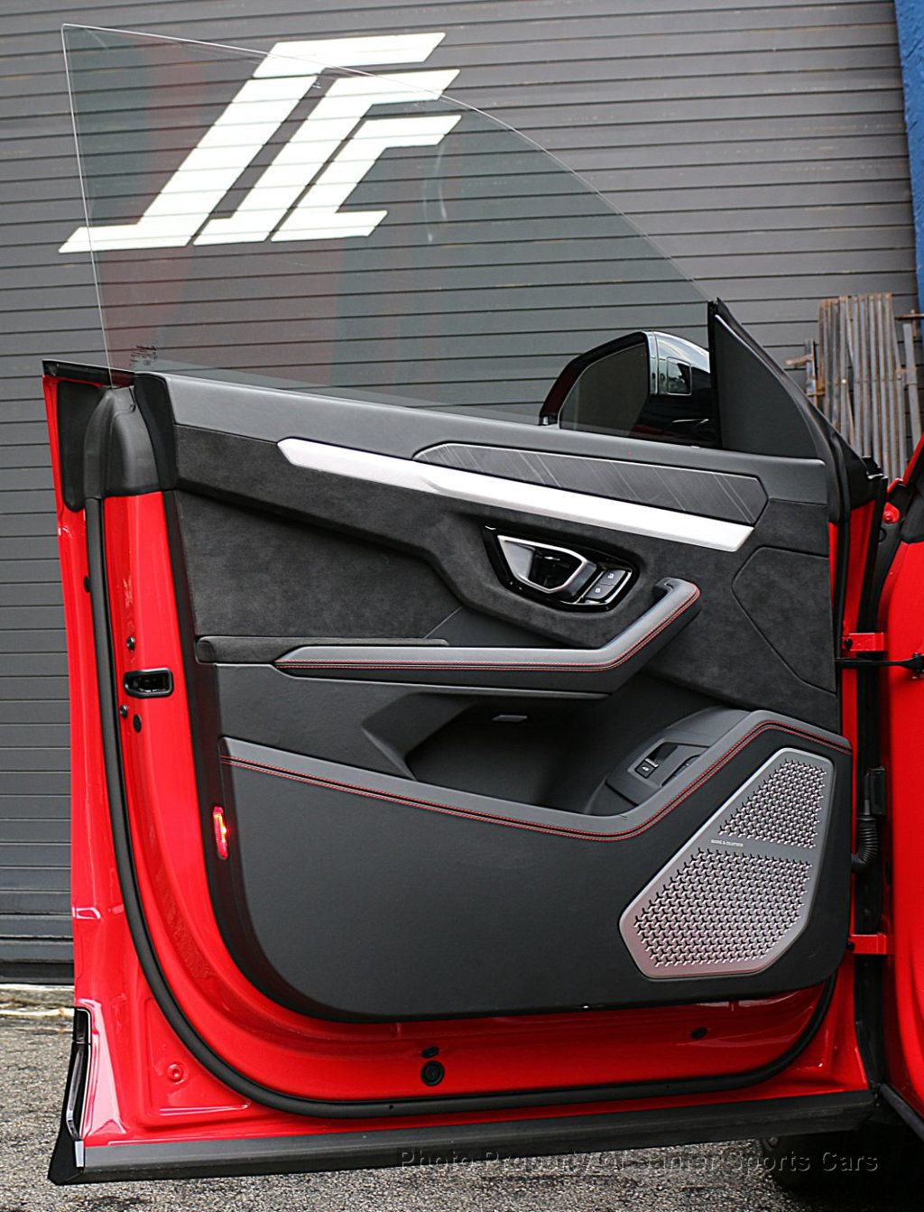 2024 Lamborghini Urus S AWD - 23088799 - 21