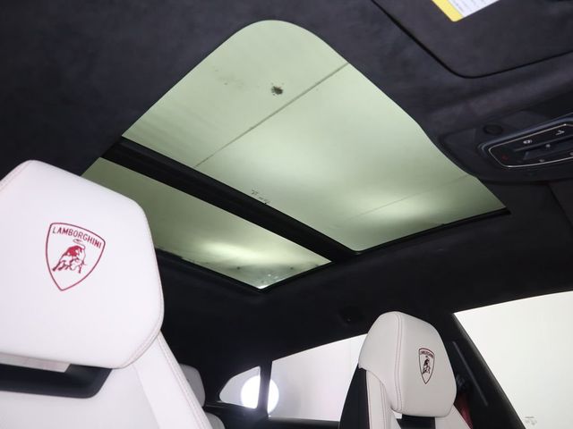 2024 Lamborghini Urus S AWD - 22965395 - 18