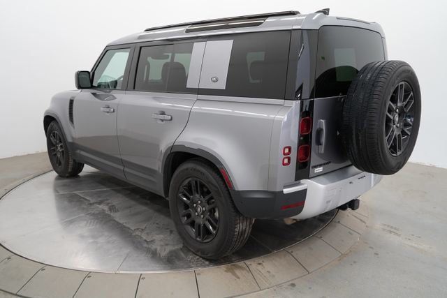 2024 Land Rover Defender 110 P300 - 23077530 - 39