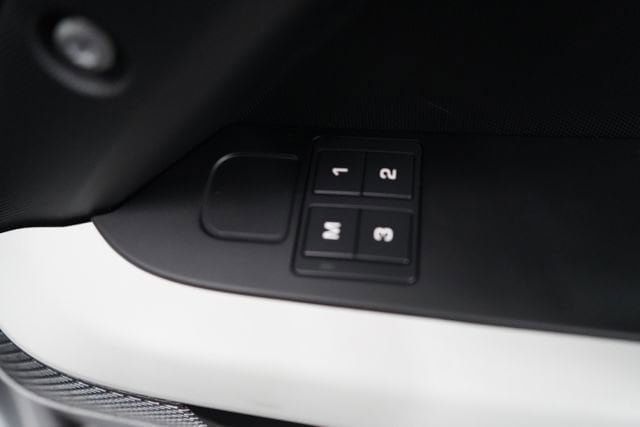 2024 Land Rover Defender 110 P300 - 23077530 - 55