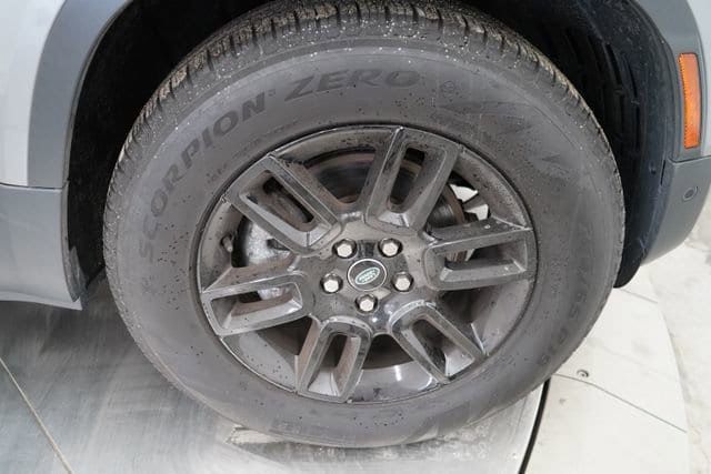 2024 Land Rover Defender 110 P300 - 23077530 - 59