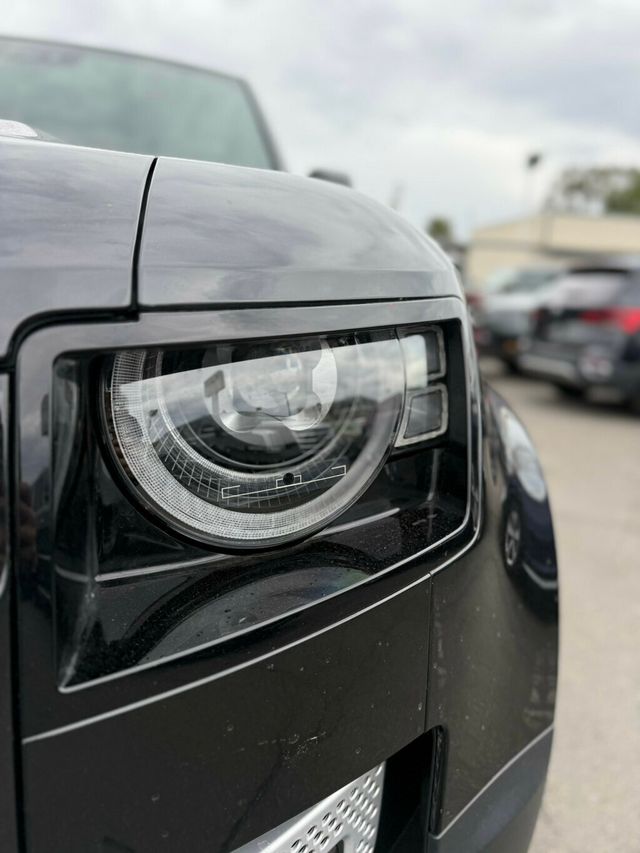 2024 Land Rover Defender 110 P300 S - 22962169 - 26