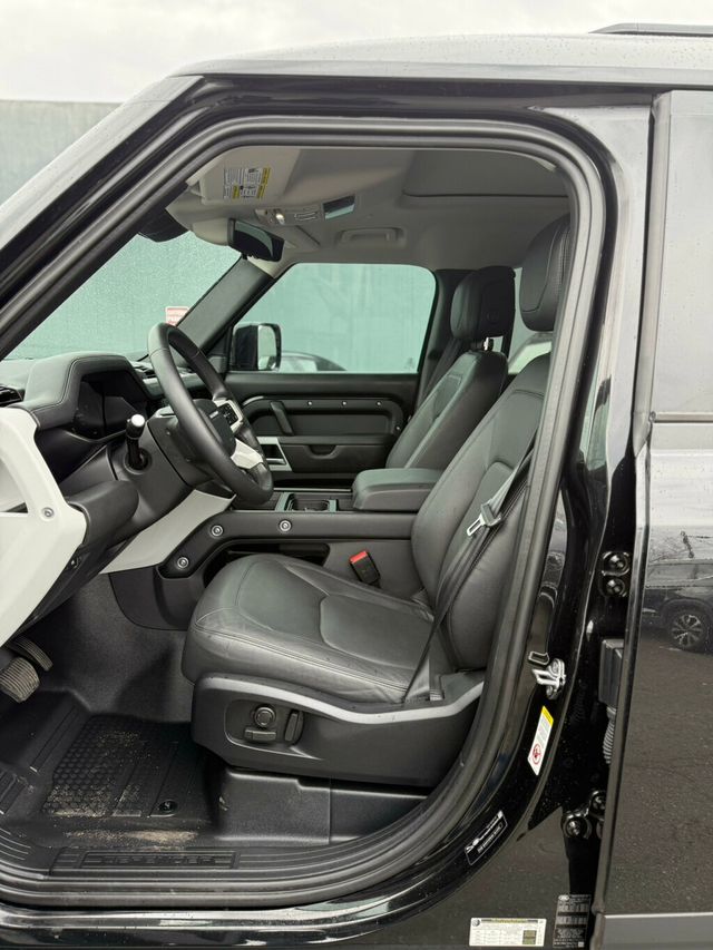 2024 Land Rover Defender 110 P300 S - 22962169 - 5