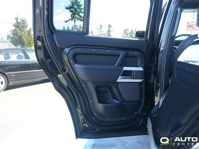 2024 Land Rover Defender 110 P300 S - 23006110 - 27