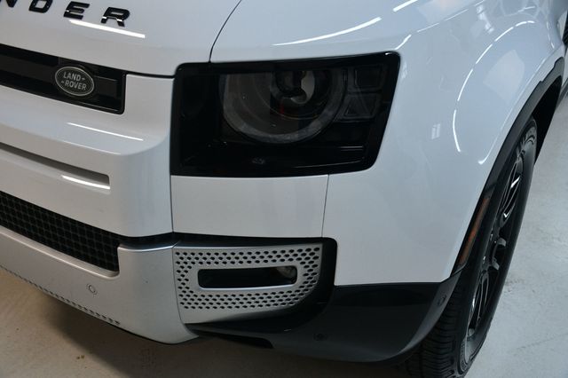2024 Land Rover Defender 110 P300 S - 22949140 - 10