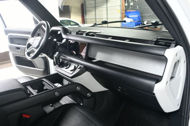 2024 Land Rover Defender 110 P300 S - 22949140 - 26