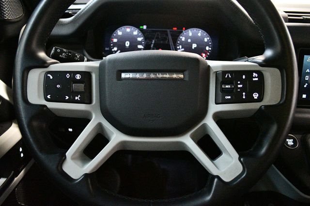 2024 Land Rover Defender 110 P300 S - 22949140 - 39