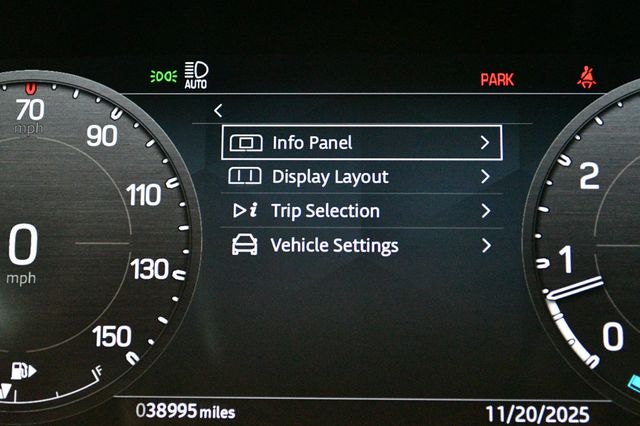 2024 Land Rover Defender 110 P300 S - 22949140 - 44