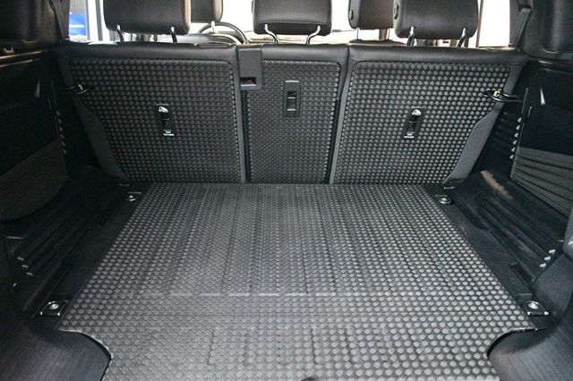 2024 Land Rover Defender 110 P300 S - 22949140 - 70