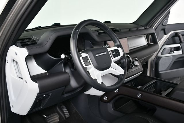 2024 Land Rover Defender 110 P300 S - 23024373 - 25