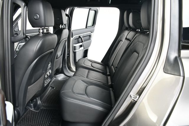 2024 Land Rover Defender 110 P300 S - 23024373 - 32