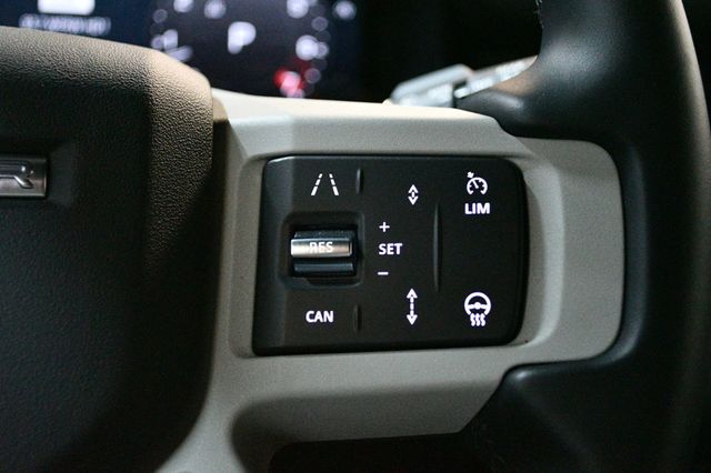 2024 Land Rover Defender 110 P300 S - 23024373 - 41