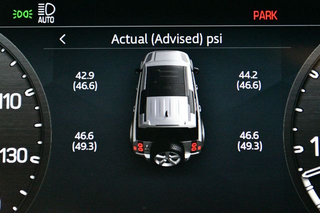 2024 Land Rover Defender 110 P300 S - 23024373 - 45