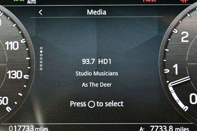 2024 Land Rover Defender 110 P300 S - 23024373 - 46
