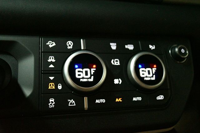 2024 Land Rover Defender 110 P300 S - 23024373 - 58