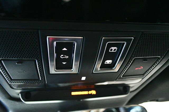 2024 Land Rover Defender 110 P300 S - 23024373 - 60