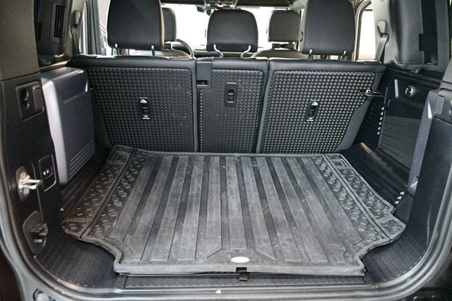 2024 Land Rover Defender 110 P300 S - 23024373 - 69