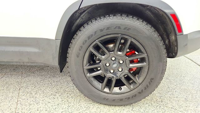 2024 Land Rover Defender 110 P300 S with Air Suspension & Black Exterior Packs - 22968041 - 8