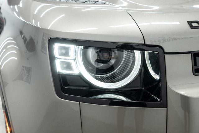 2024 Land Rover Defender 110 P400 S - 23065715 - 42