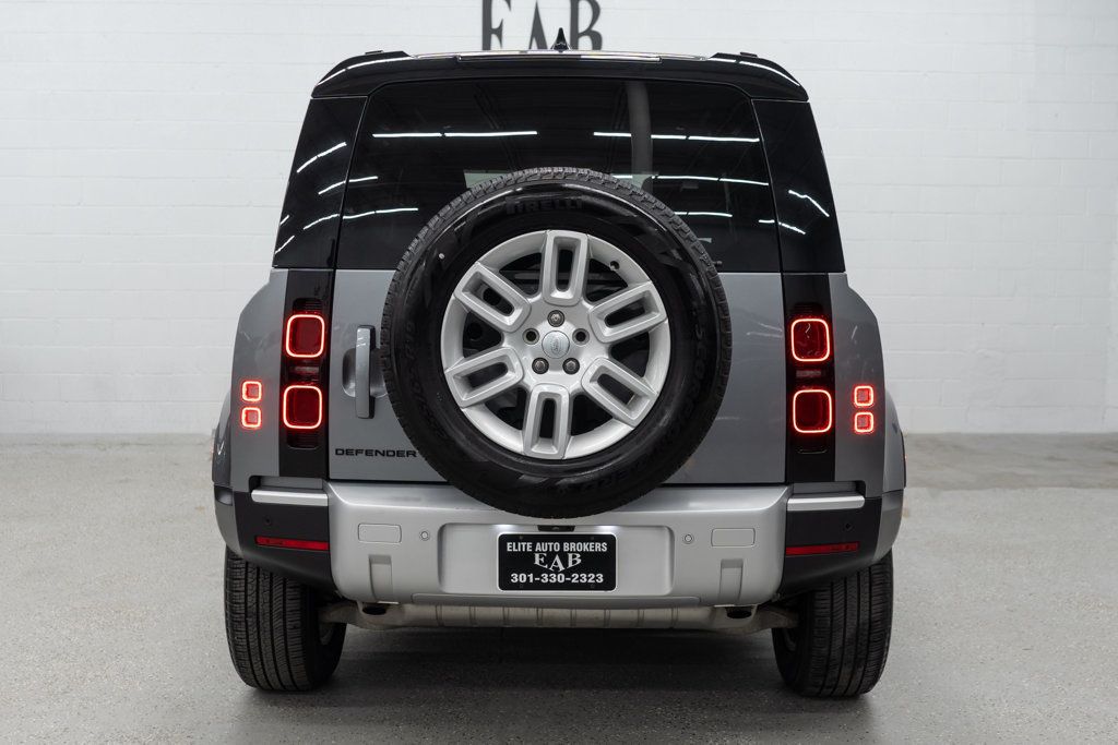 Land Rover Defender photo 4