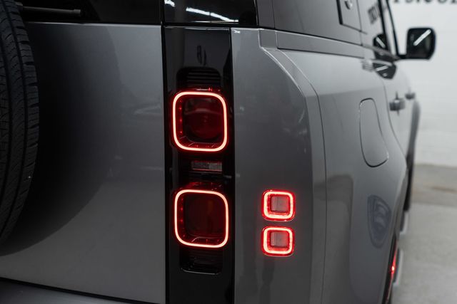 2024 Land Rover Defender 110 P400 S - 23066898 - 43