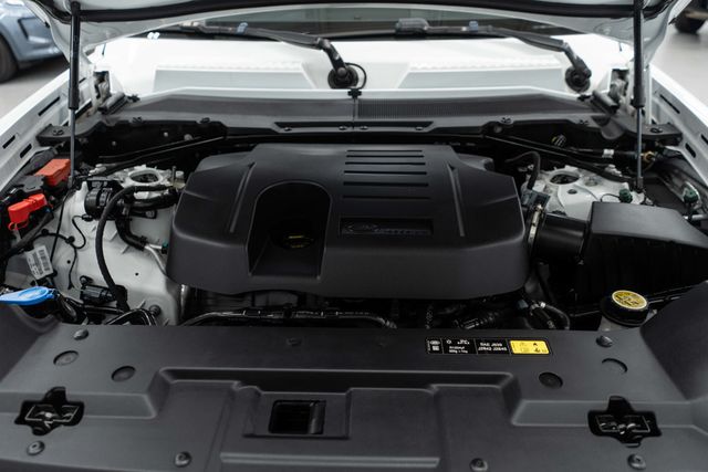 2024 Land Rover Defender 110 P400 S - 23069824 - 36