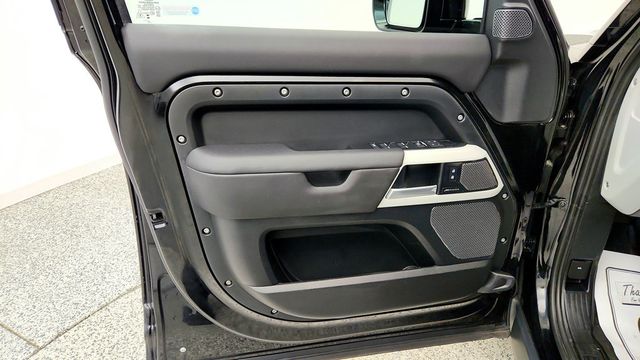 2024 Land Rover Defender 110 P400 S - 23094635 - 10
