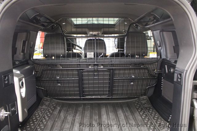 2024 Land Rover Defender 110 P400 X - 23075773 - 35