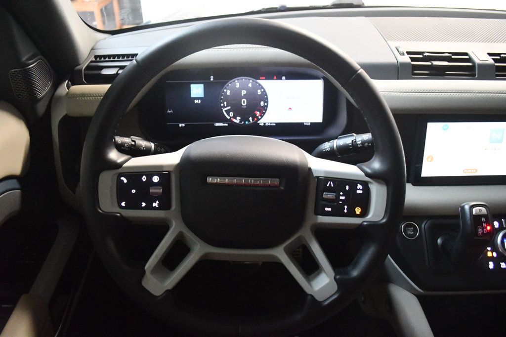 Land Rover Defender photo 40