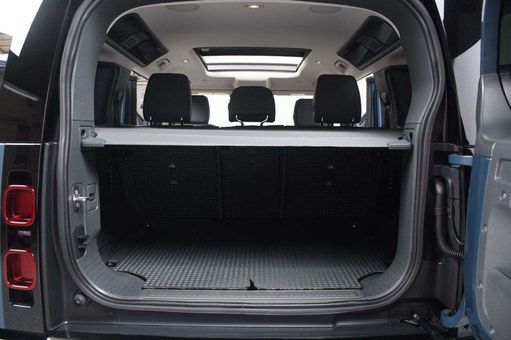 Land Rover Defender photo 67