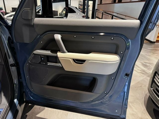2024 Land Rover Defender 110/P400/X-DynamicSE/FamilyPack/AirSuspension/14WayHtd&CldSeats - 23026788 - 23