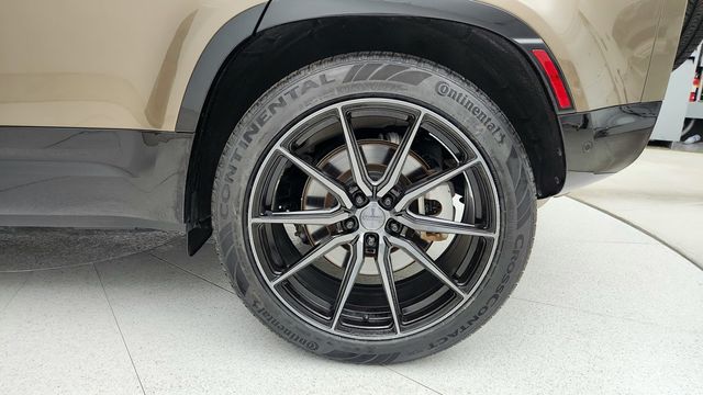 2024 Land Rover Defender 110 P400 X-Dynamic SE w/ 22'' Wheels, Air Suspension Pack & HUD - 22952574 - 8