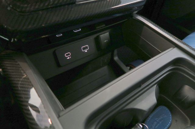 2024 Land Rover Defender 110 P400 X-Dynamic SE Widebody - 22973654 - 14