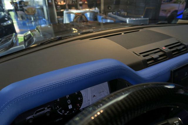 2024 Land Rover Defender 110 P400 X-Dynamic SE Widebody - 22973654 - 17