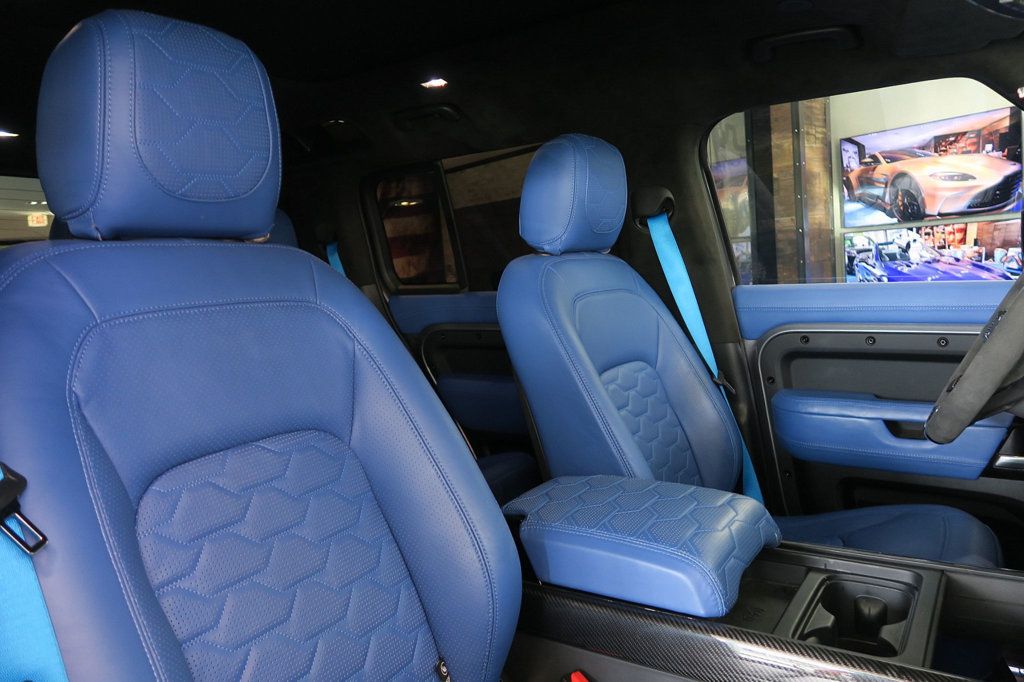 2024 Land Rover Defender 110 P400 X-Dynamic SE Widebody - 22973654 - 24