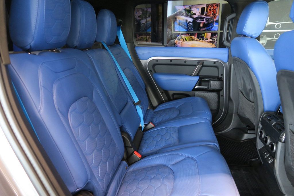 2024 Land Rover Defender 110 P400 X-Dynamic SE Widebody - 22973654 - 27