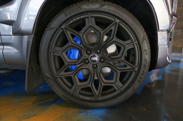 2024 Land Rover Defender 110 P400 X-Dynamic SE Widebody - 22973654 - 38