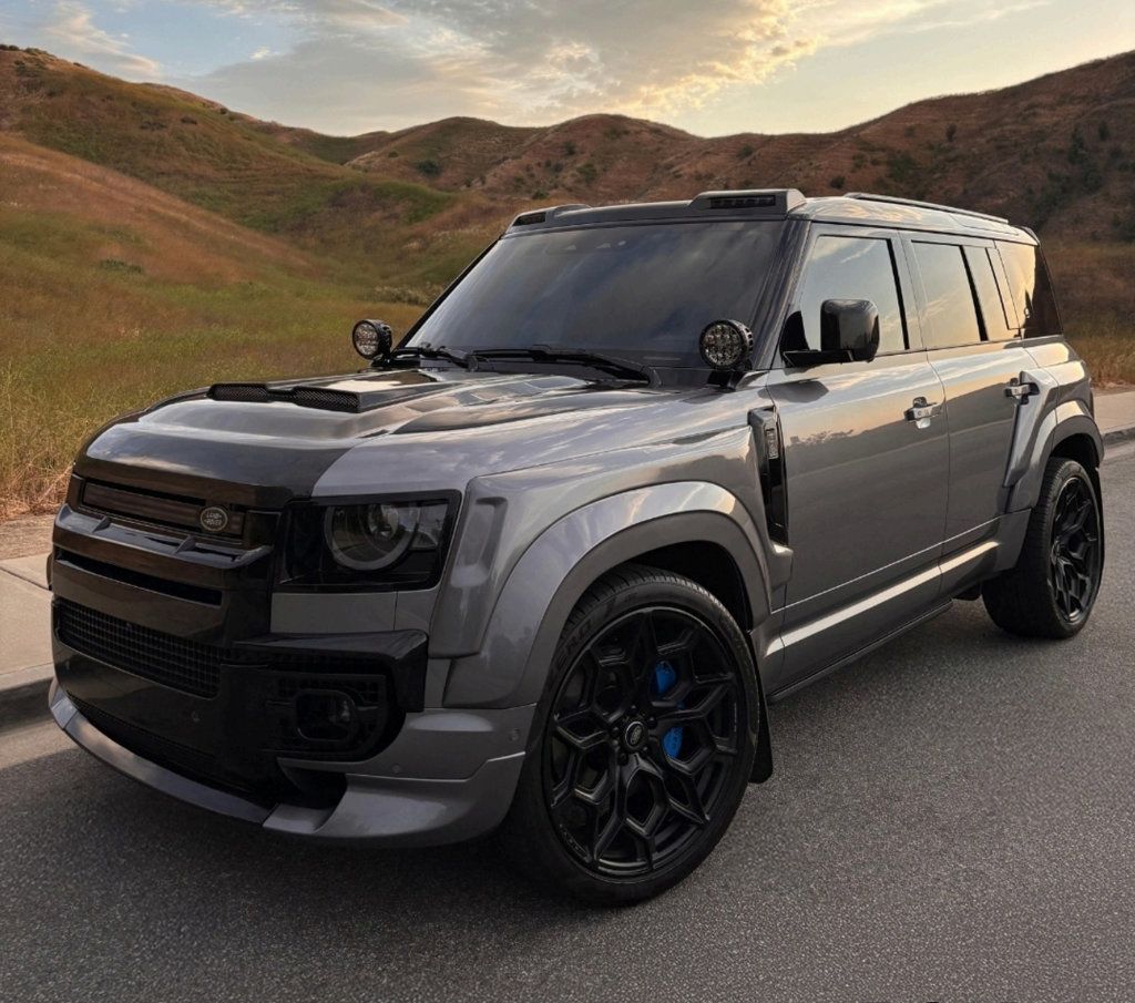 2024 Land Rover Defender 110 P400 X-Dynamic SE Widebody - 22973654 - 46